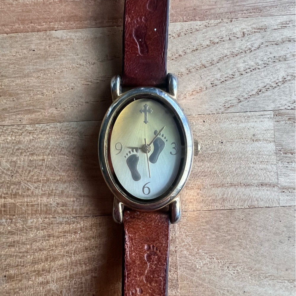Unbranded ladies Christian prayer leather watch NEW BATTERY